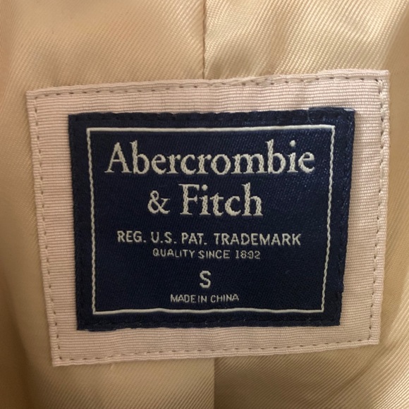 Abercrombie & Fitch Cropped Sherpa Coat - Picture 3 of 3